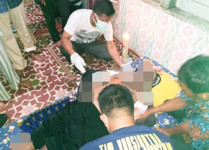 
<span style='color:#ff0000;font-size:14px;'>Digegerkan Penemuan Mayat</span> <br> Polsek Bonai Darussalam Respon Cepat Lakukan Evakuasi