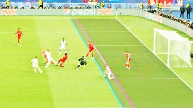 
<span style='color:#ff0000;font-size:14px;'>Final Liga Champion 2022</span> <br> Gol Karim Benzema Dianulir karena Offside, Ini Penjelasannya