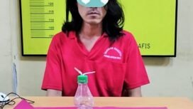 FOTO : Pria Gondrong Tersangka dengan inisial DP alias Danu dalam kasus Tindak Pidana (TP) Narkotika jenis Sabu, Senin (6/6/2022) sekitar pukul 15.00 Wib.
