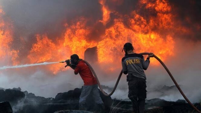 
Tim Satgas Karhutla Riau Padamkan 639 Hektar Lahan Terbakar, 167 Hektar di Rohul