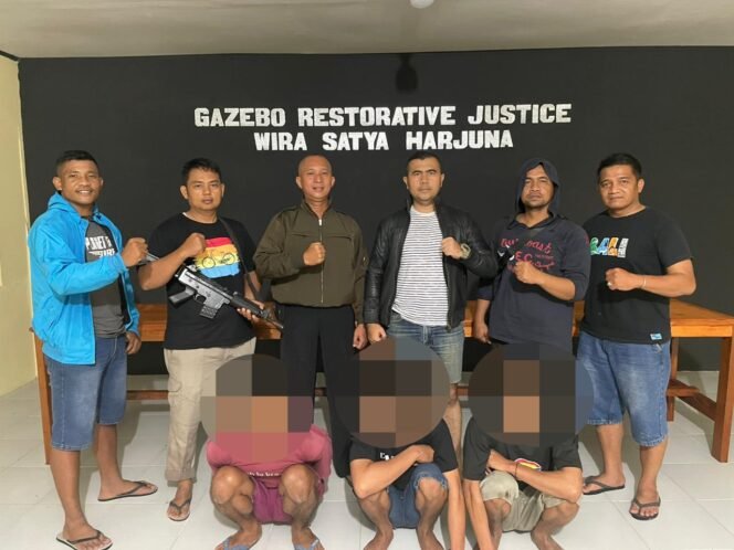 
Miliki Sabu-Sabu 54,03 Gram, Tiga Pria di Kepenuhan di Ringkus Polisi