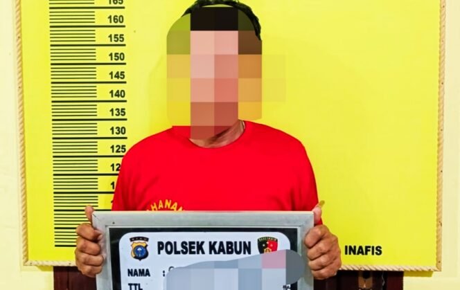 
Personil Polsek Kabun Ringkus Pelaku Judi Togel Online