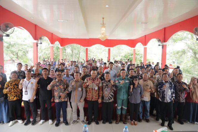 
Wakil Bupati Pimpin Rakor TJSP 2022 dengan Perusahaan se Rokan Hulu