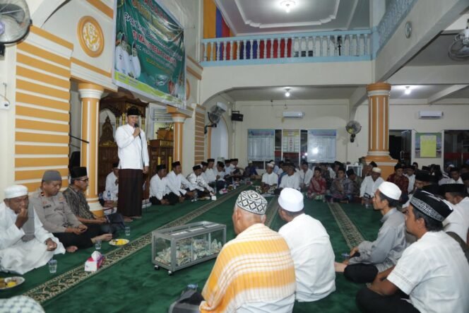 
Dengarkan Aspirasi Warga Saat Safari Ramadhan di Pendalian, Wabup Rohul : Diprioritaskan Secepatnya