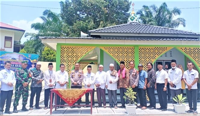 
Kapolres Rokan Hulu Resmikan Musholla As-Salam Polsek Tambusai