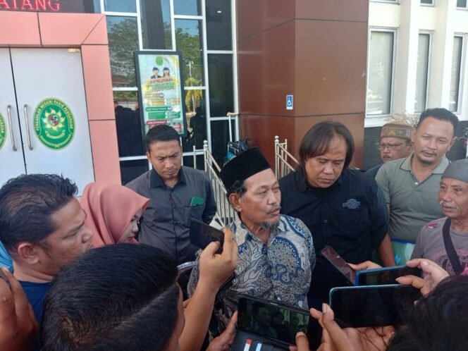 
Akibat Perbedaan Pandangan, Suhaimi Anggota Koperasi Sawit Timur Jaya Mundurkan