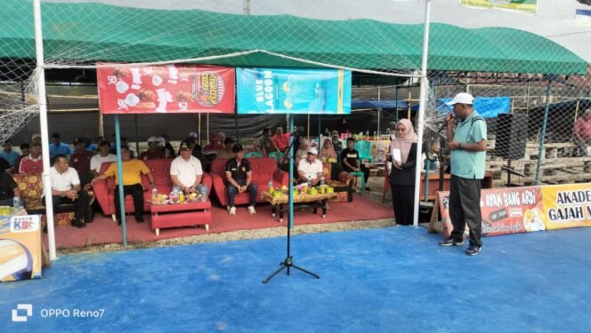 
Wabup Rohul Resmi Buka Semi Open Turnamen Volly Ball CUP Desa Kepenuhan Baru Tahun 2025